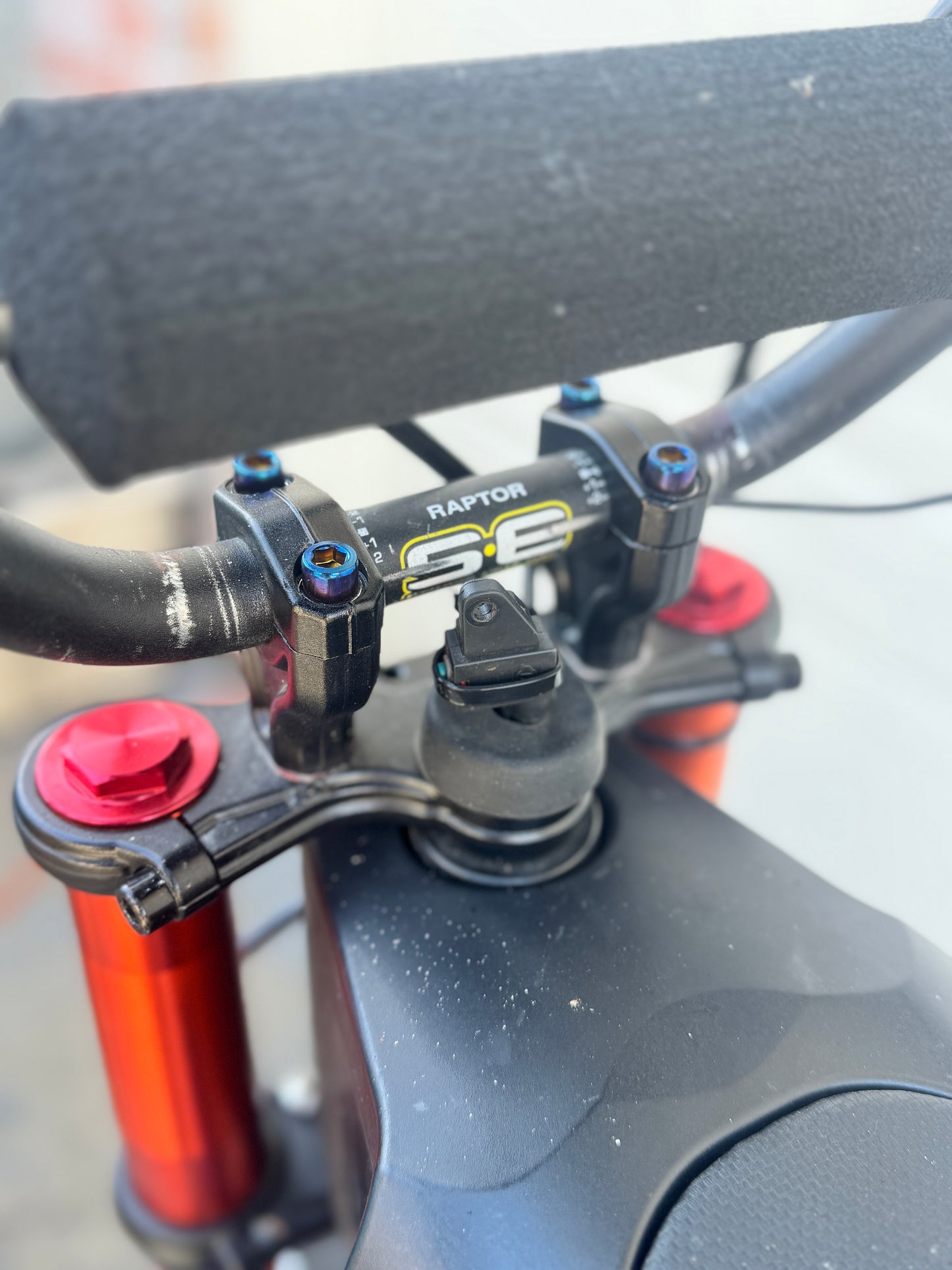 Tuttio bar clamp (4)