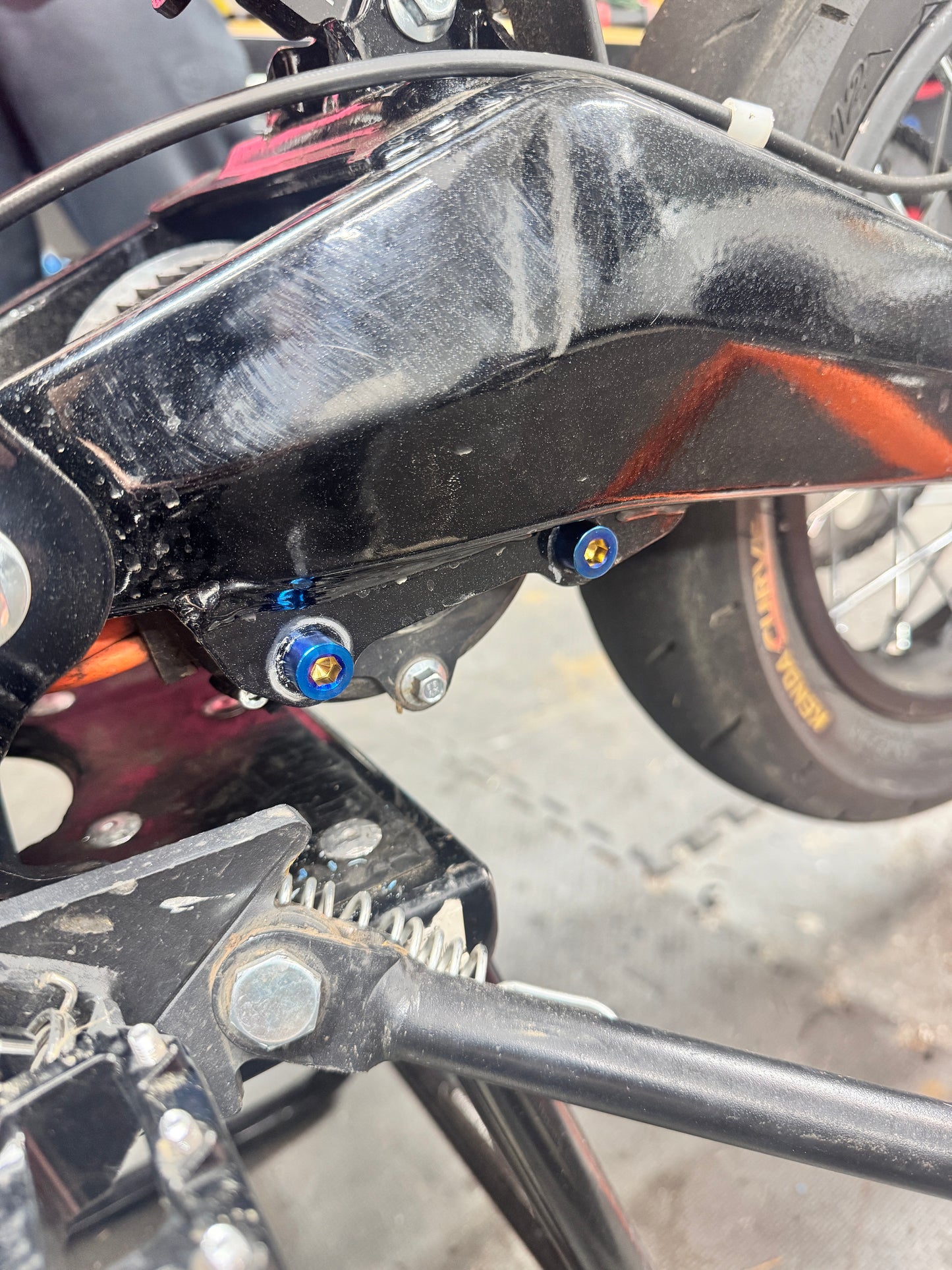 Etm rtr motor mount bolts(4)