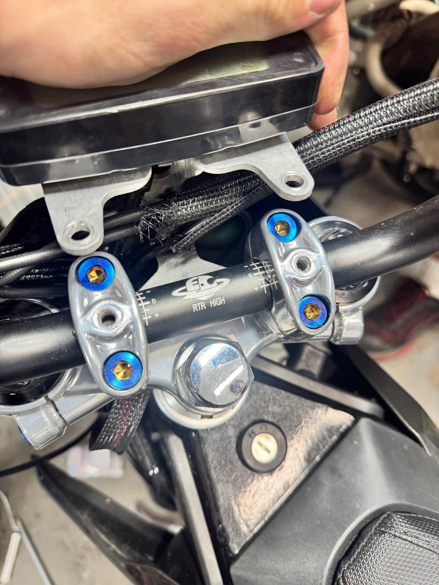 Etm rtr bar clamp bolts (4)